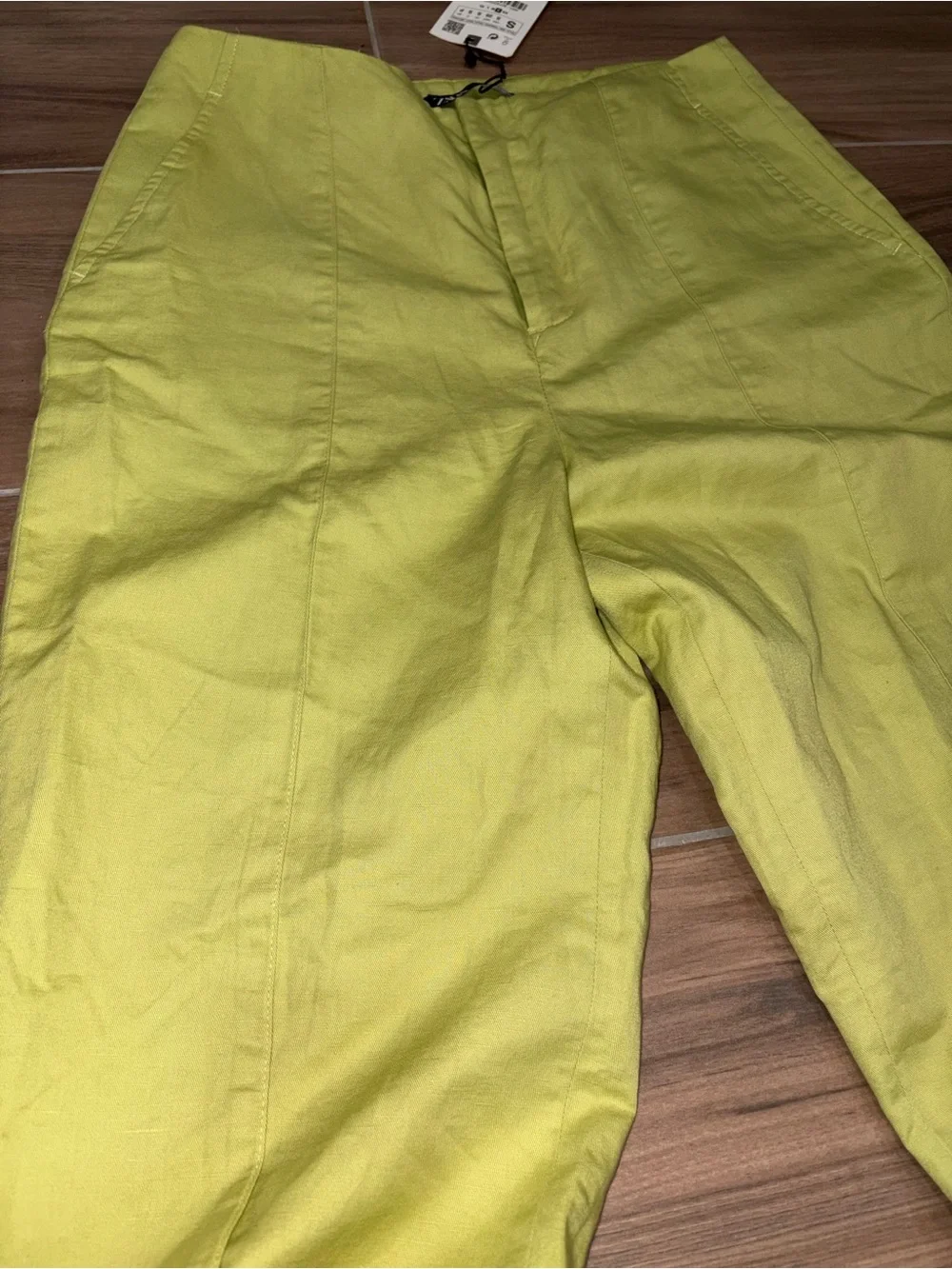 Zara linen front vibrant